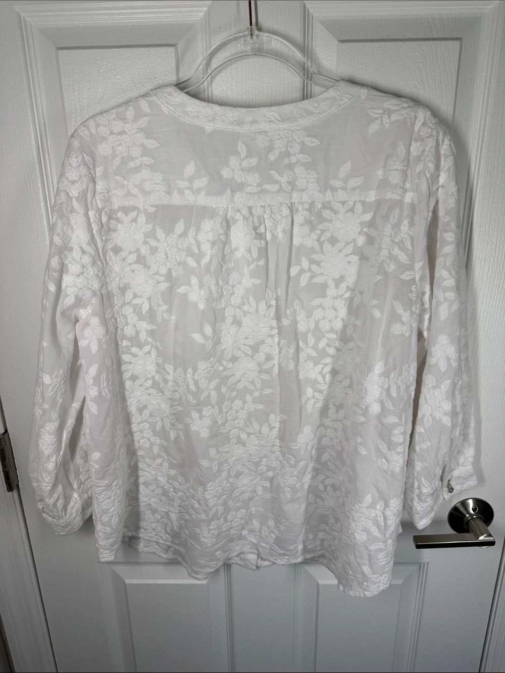 J Jill white cotton fully embroidered floral button front blouse size large